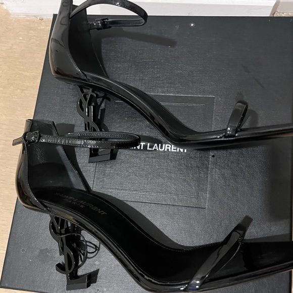 COPY - OPYUM SANDALS IN PATENT LEATHER WITH BLACK HEEL SIZE 39 *NEVER WORN * - Picture 5 of 5